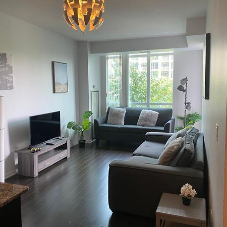 Executive 1 Bedroom Condo Sleeps 2 多伦多 外观 照片