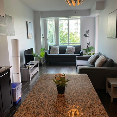 Executive 1 Bedroom Condo Sleeps 2 多伦多 外观 照片