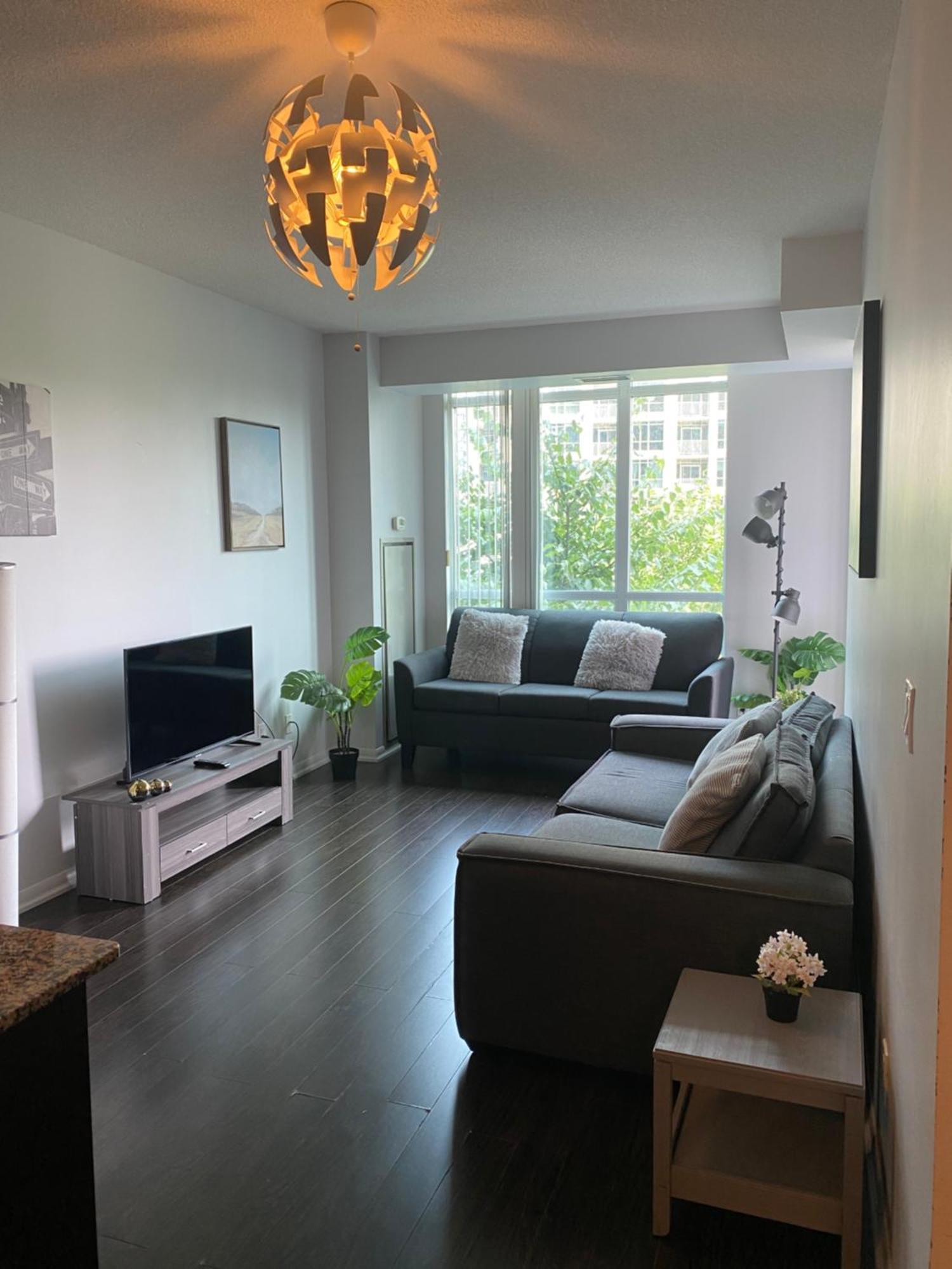Executive 1 Bedroom Condo Sleeps 2 多伦多 外观 照片