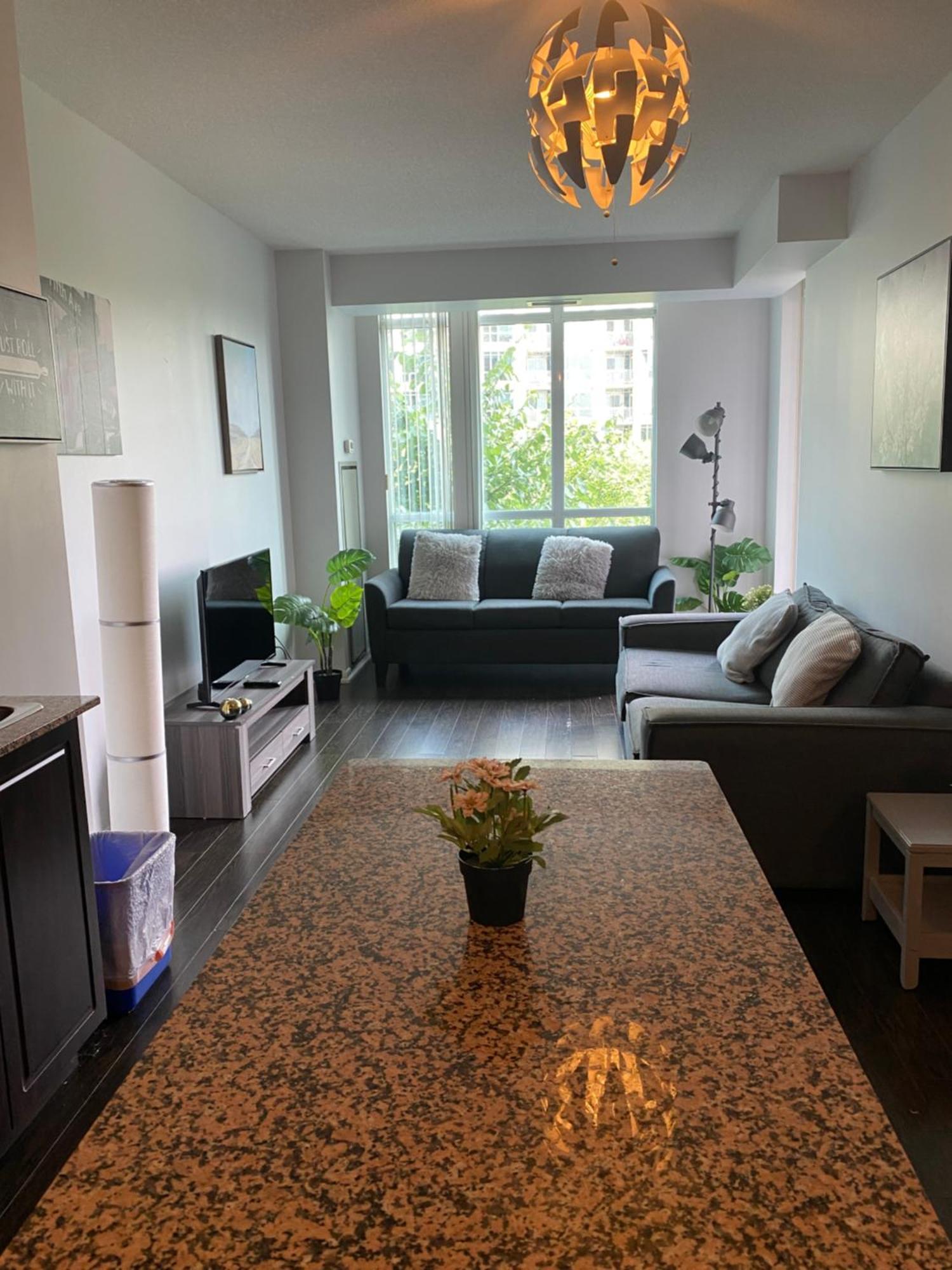 Executive 1 Bedroom Condo Sleeps 2 多伦多 外观 照片