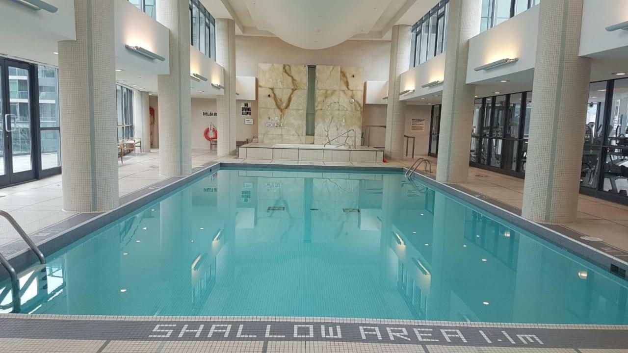 Executive 1 Bedroom Condo Sleeps 2 多伦多 外观 照片