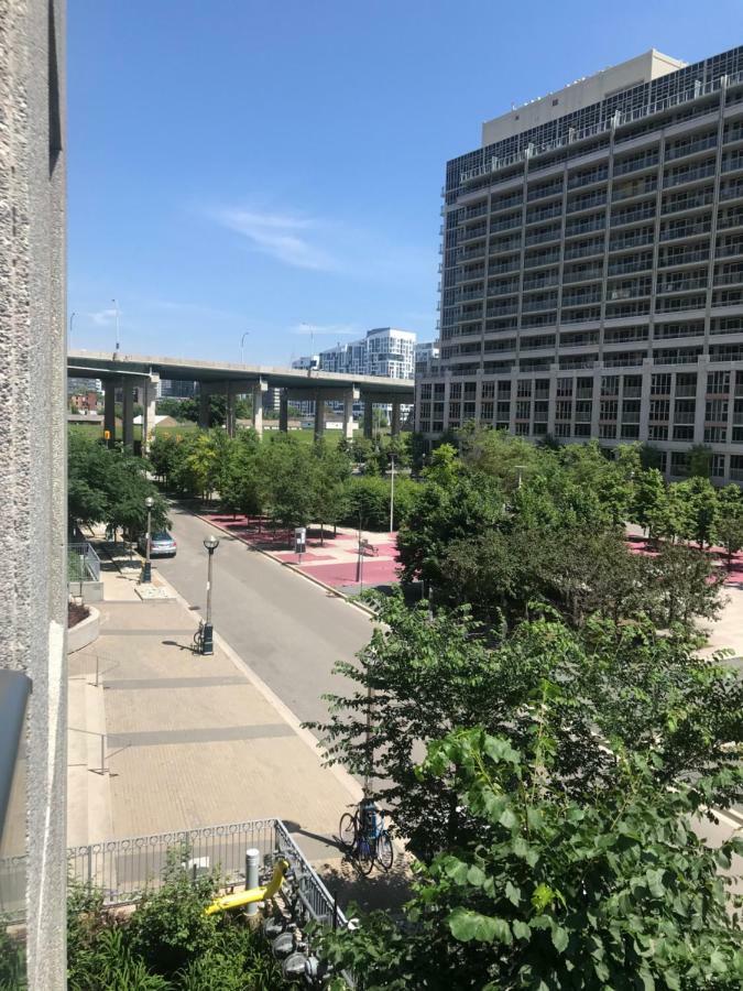 Executive 1 Bedroom Condo Sleeps 2 多伦多 外观 照片