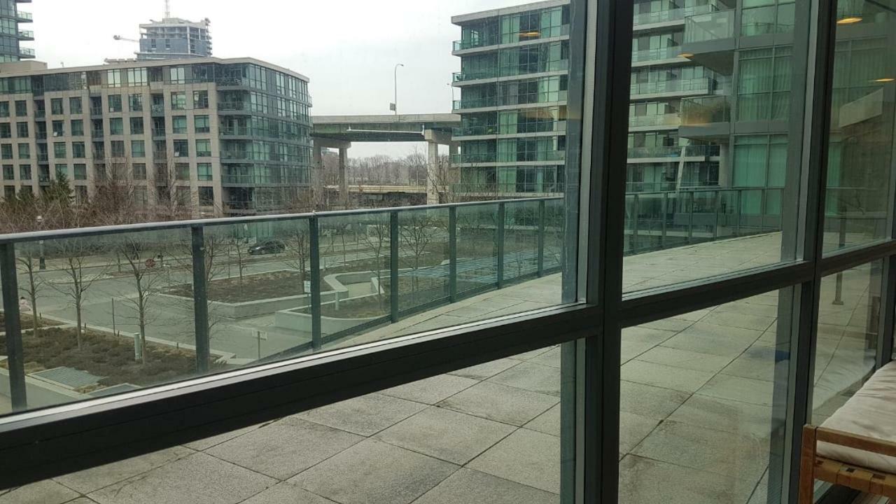Executive 1 Bedroom Condo Sleeps 2 多伦多 外观 照片