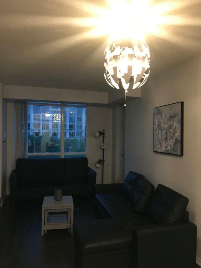 Executive 1 Bedroom Condo Sleeps 2 多伦多 外观 照片