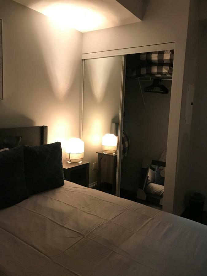 Executive 1 Bedroom Condo Sleeps 2 多伦多 外观 照片