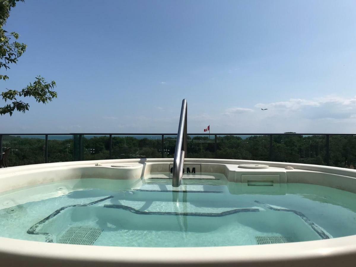 Executive 1 Bedroom Condo Sleeps 2 多伦多 外观 照片
