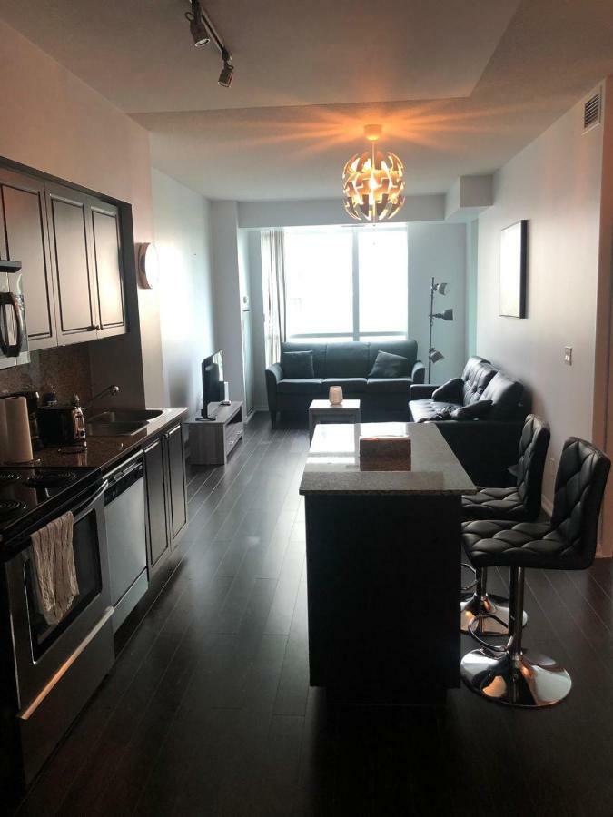Executive 1 Bedroom Condo Sleeps 2 多伦多 外观 照片